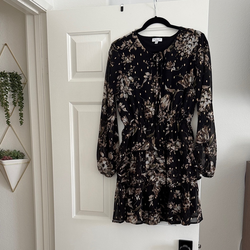 Chic Black Floral Long Sleeve Dress